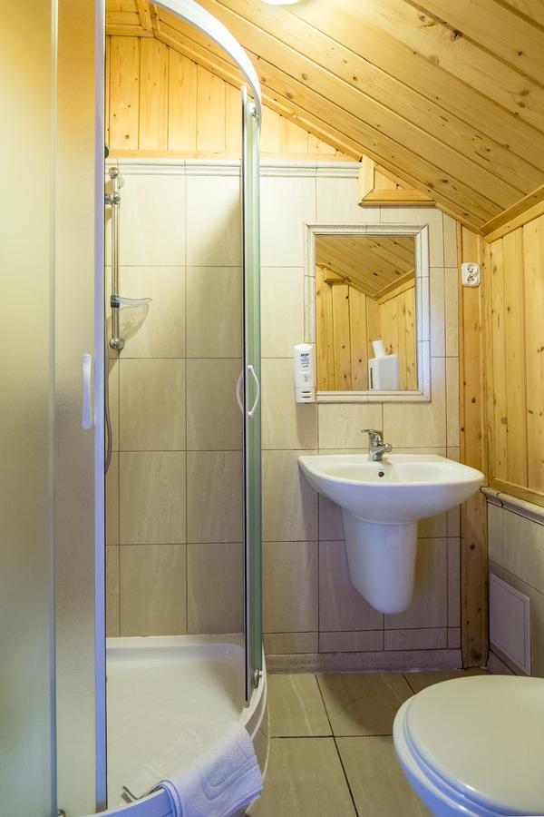 Karczma Pod Topolami Ratowo-Piotrowo Exterior foto