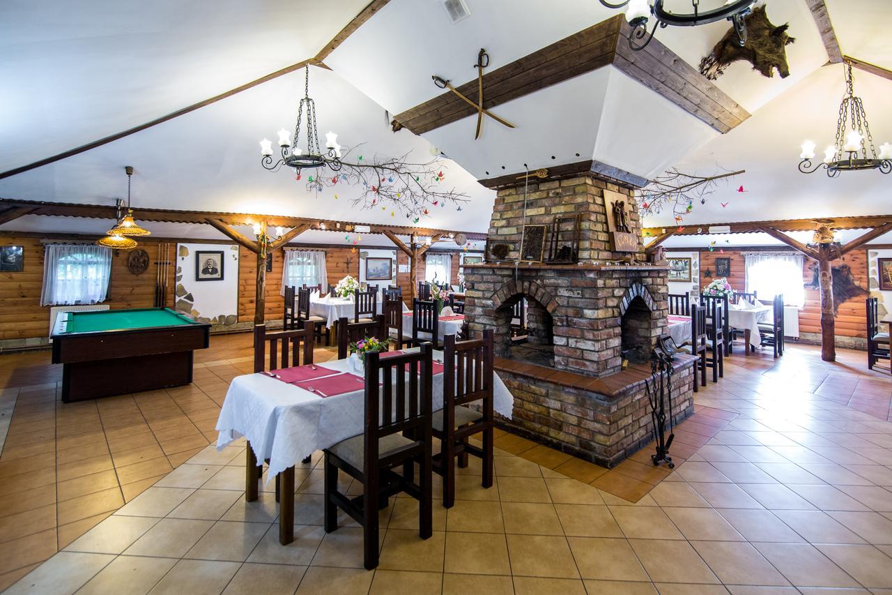 Karczma Pod Topolami Ratowo-Piotrowo Exterior foto