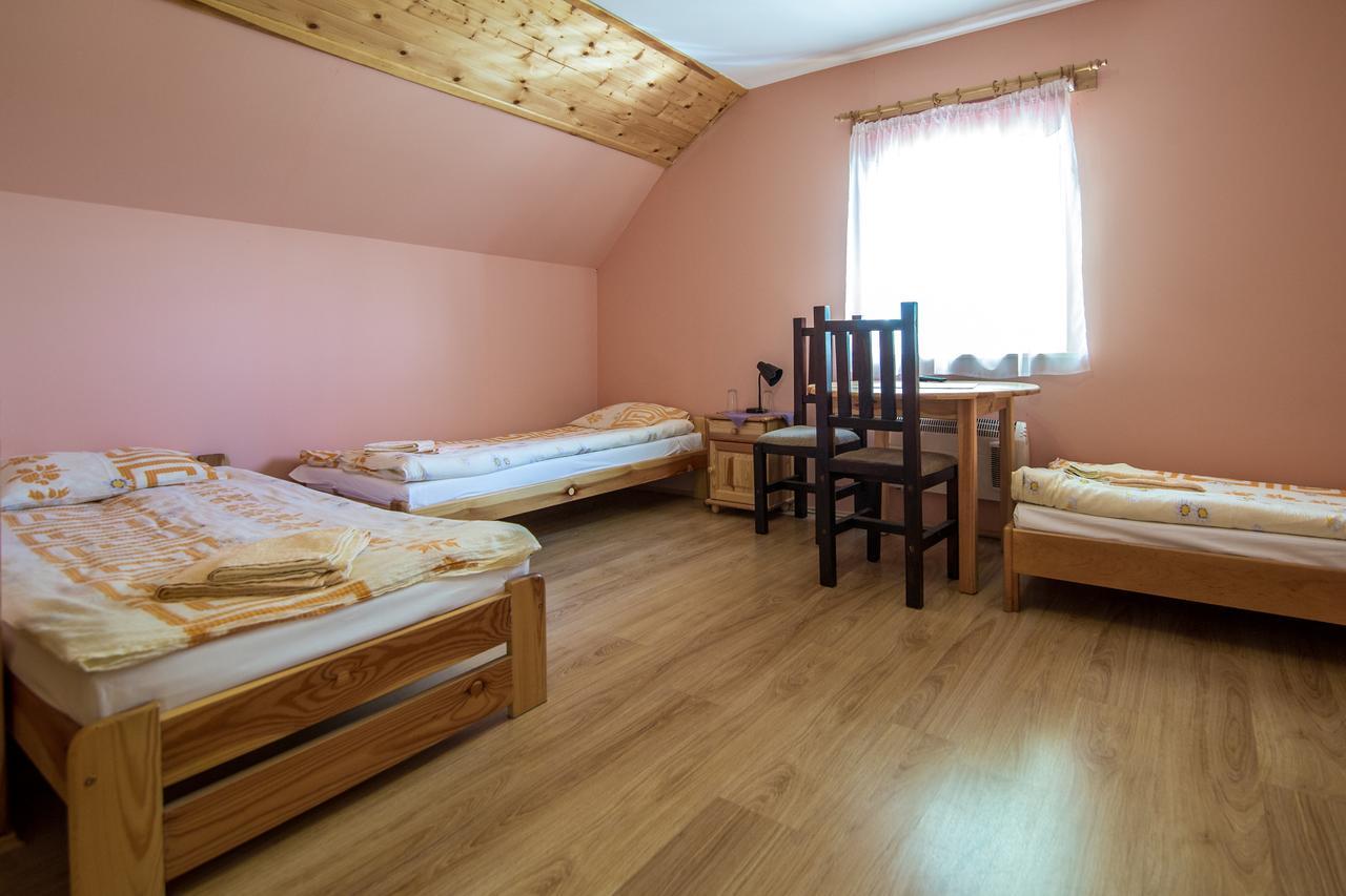 Karczma Pod Topolami Ratowo-Piotrowo Exterior foto