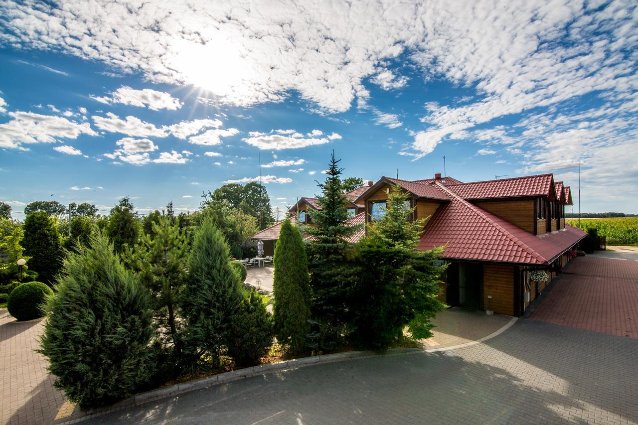 Karczma Pod Topolami Ratowo-Piotrowo Exterior foto